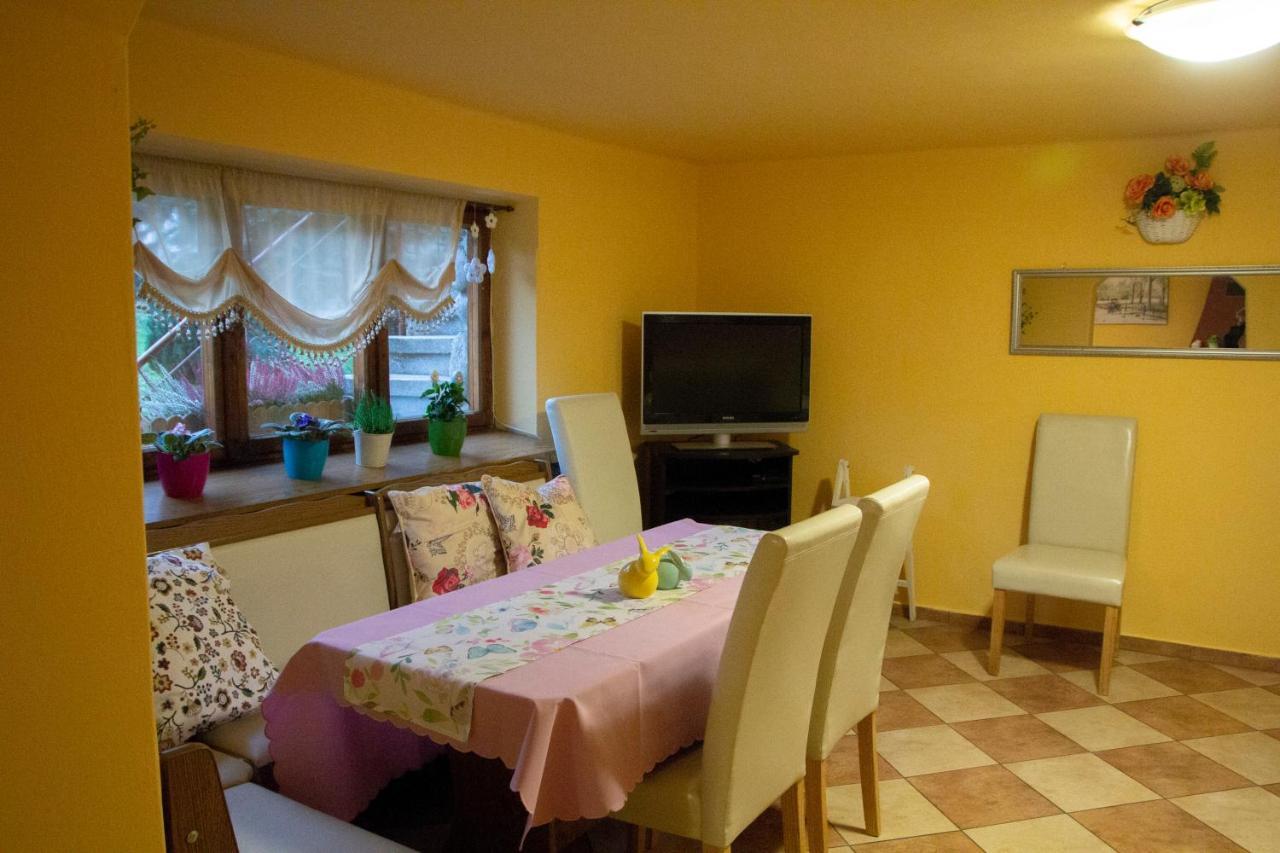 U Stasi Apartment Chocholow Ngoại thất bức ảnh